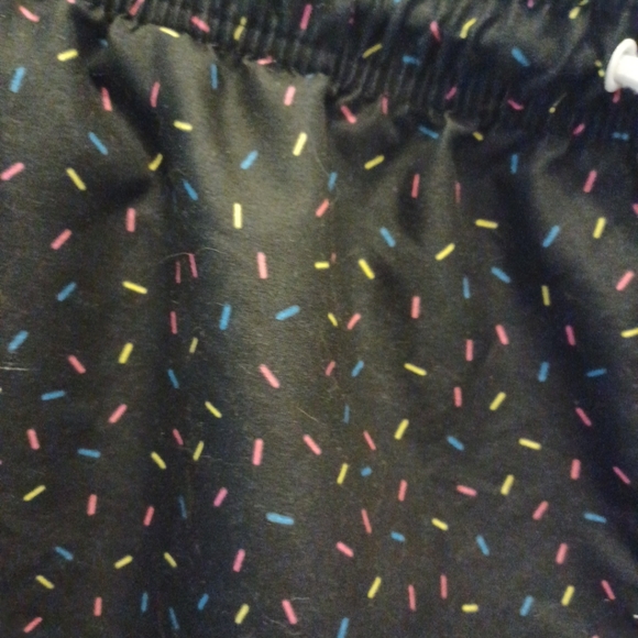 City Streets Mens XL Swimming Trunks Black With Multi Color Netting Inside... - Picture 4 of 7